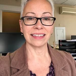 Meet your Posher, Brenda